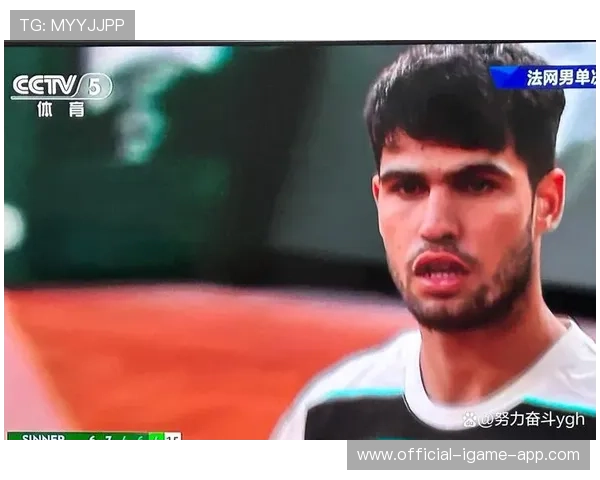 阿卡再扣一球震碎空气