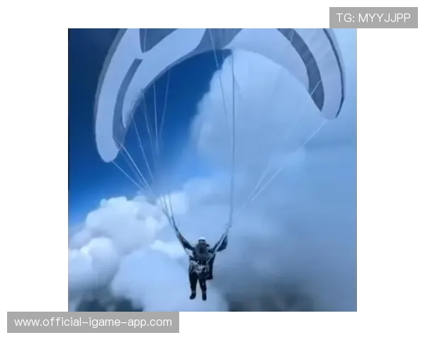 飞行奇迹：倒挂着陆的飞行伞英雄震撼全场