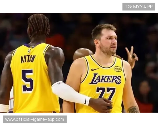 湖人小胜马刺，东契奇和艾顿合力拼搏，东契奇和艾顿潜力