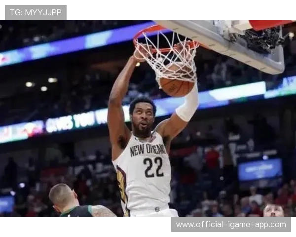 篮球内线的防守：他是如何利用重心偏移限制对手进攻路线的